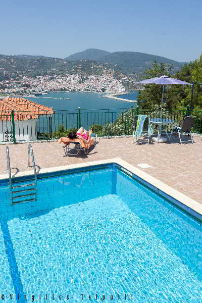 Aegeon Hotel Skopelos Town Exterior photo