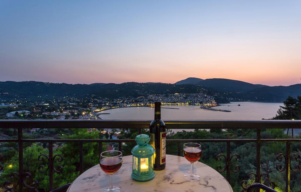 Aegeon Hotel Skopelos Town Exterior photo