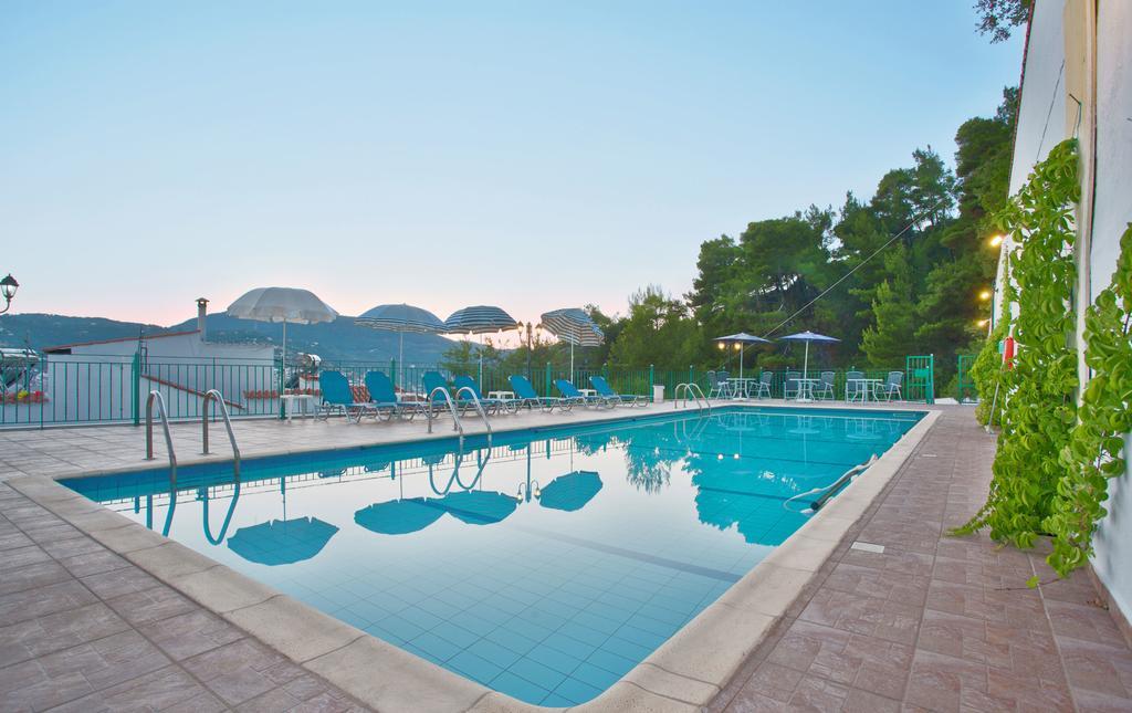 Aegeon Hotel Skopelos Town Exterior photo