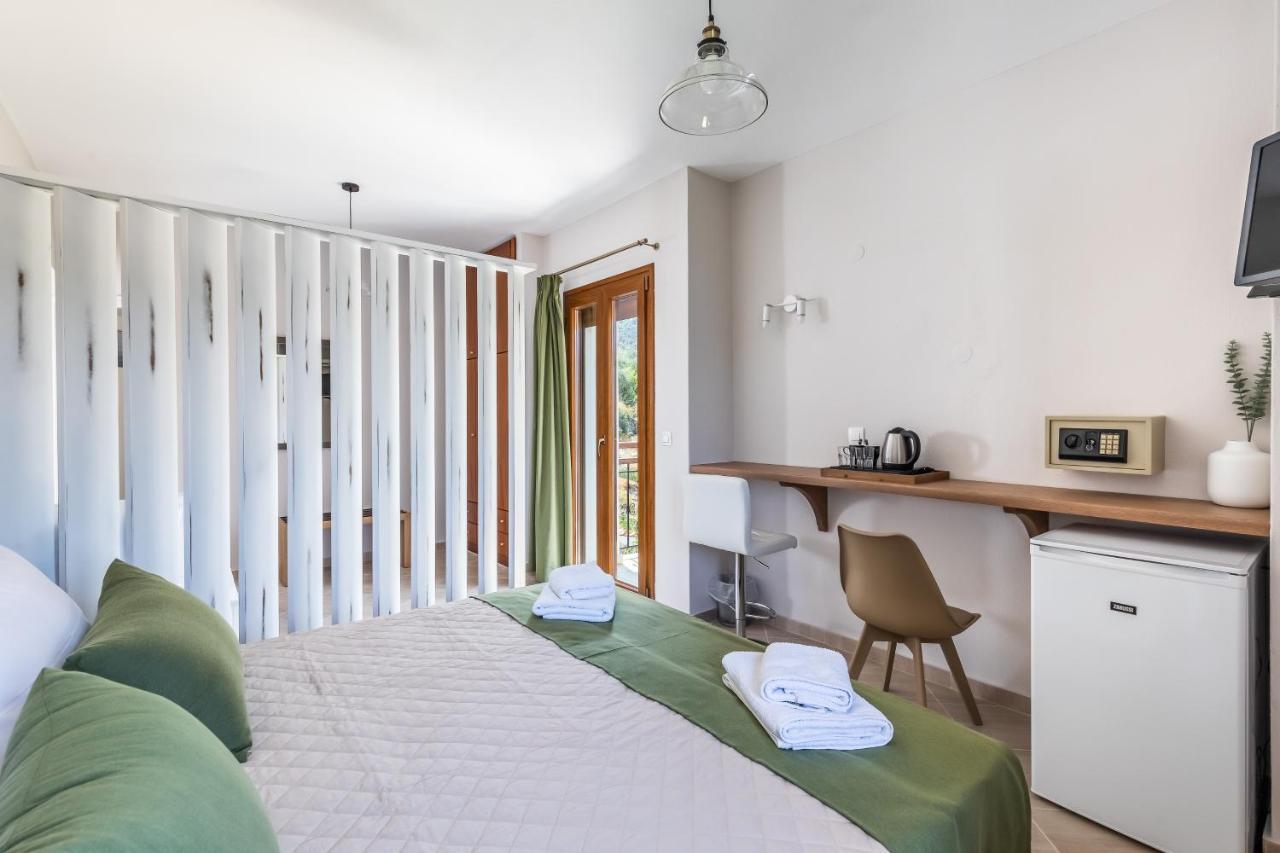 Aegeon Hotel Skopelos Town Exterior photo