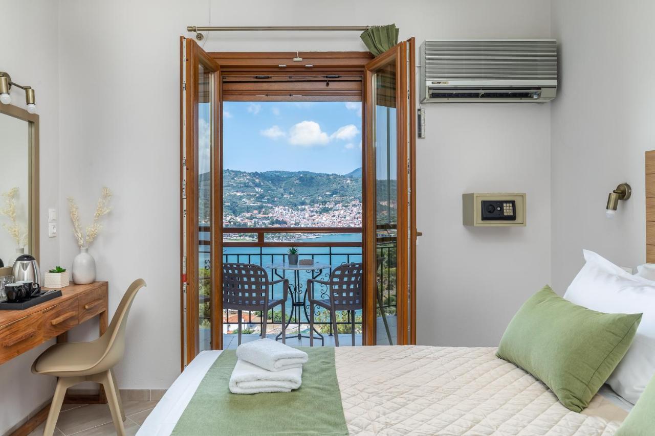 Aegeon Hotel Skopelos Town Exterior photo