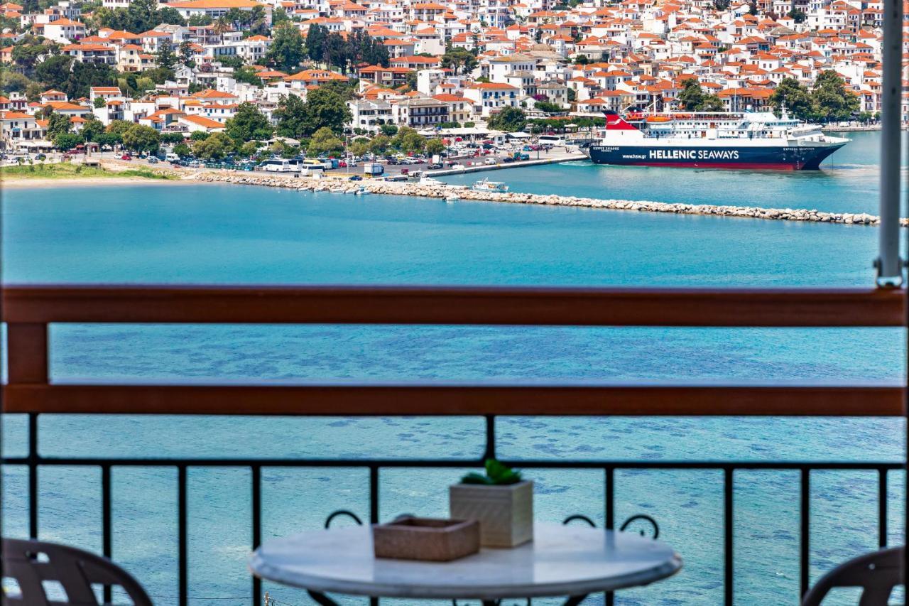 Aegeon Hotel Skopelos Town Exterior photo
