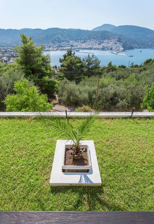 Aegeon Hotel Skopelos Town Exterior photo